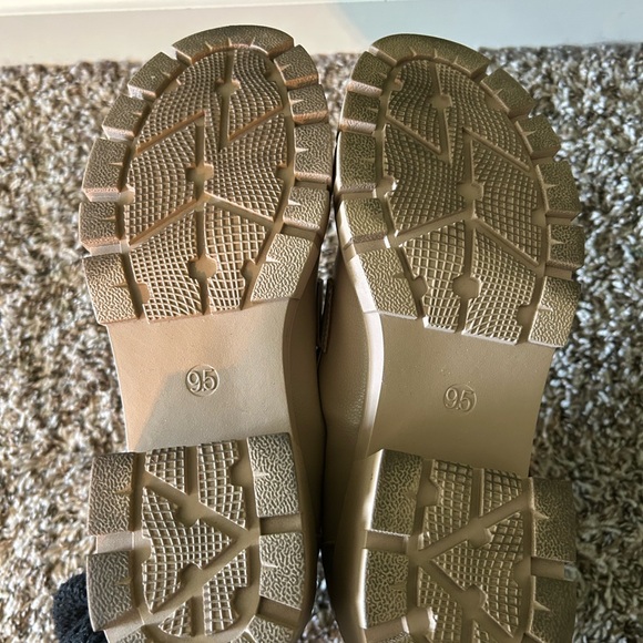 Platform Penny Loafers in Beige - Women's Chunky Heel Loafers - Picture 6 of 6